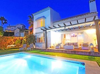 1140 Luxury family villa, Panorama View - Апартаменты в Marbella