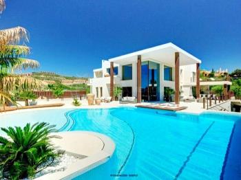 5505 New Unique designed Villa, heated pool - Апартаменты в Marbella