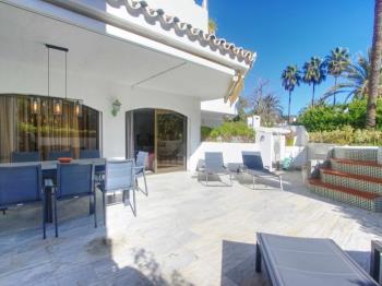 2033 modern 3 Bed large Terrace with sun loungers - Апартаменты в Marbella