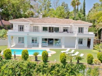 2059 luxury family villa - Апартаменты в Marbella